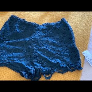 Forever21 lace shorts